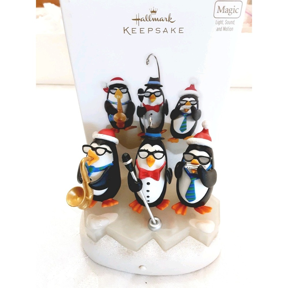 Hallmark Christmas Tree Ornament Pinguins Jingle Bell Blues Light Sound Motion